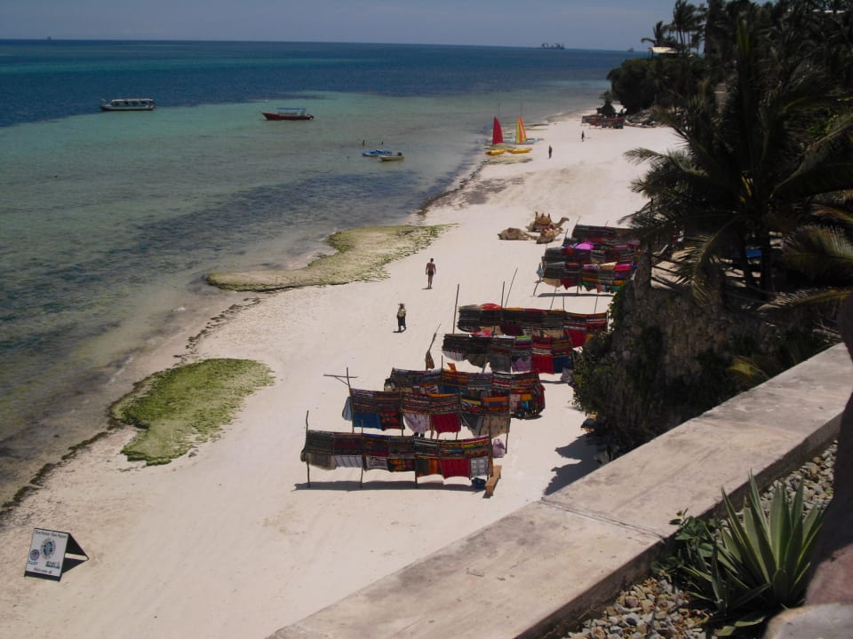 Strandbild Bahari Beach Hotel
