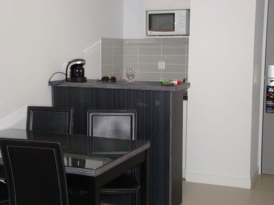 Cuisine Hotel Fluvia Residence