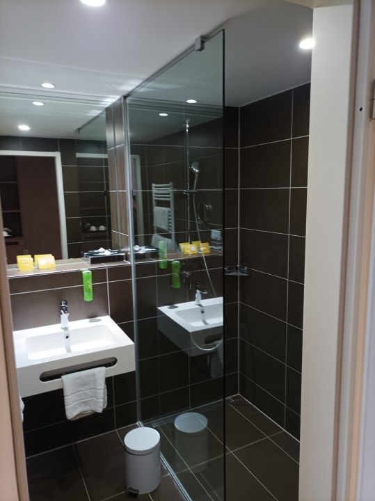 Zimmer JUFA Hotel Hamburg HafenCity