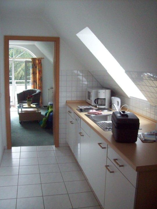 Eingangsbereich und Küchenzeile Landhaus Appartmenthaus Christiansen