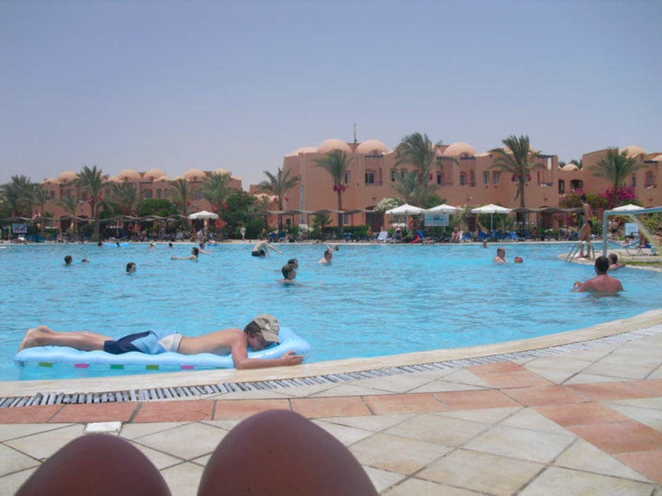 Der schöne große Pool  Jaz Makadi Oasis Resort