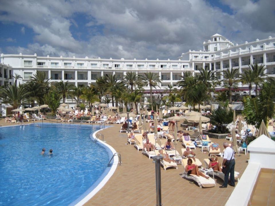 Poollandschaft Hotel Riu Palace Maspalomas Adults Only