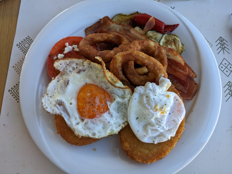 Gastro Hotel Kakkos Bay