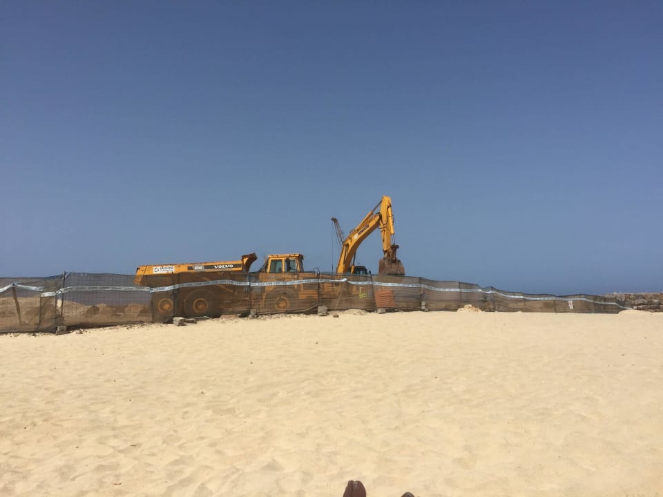 Bauarbeiten am Strand Meliá Dunas Beach Resort & Spa