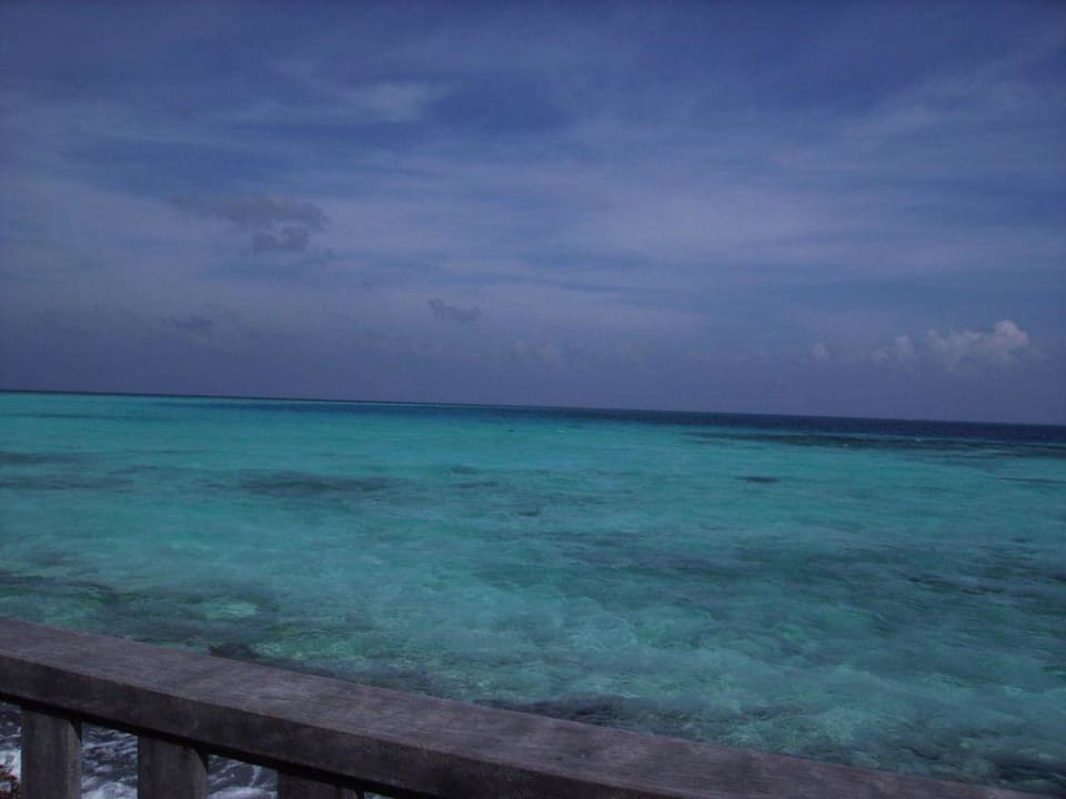 Sicht von Wasserbungi NH Collection Maldives Reethi Resort