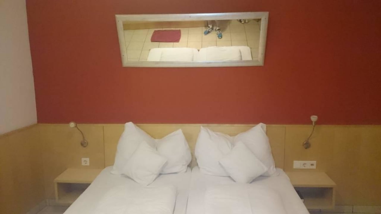 Bett Weinhotel Kirchenwirt