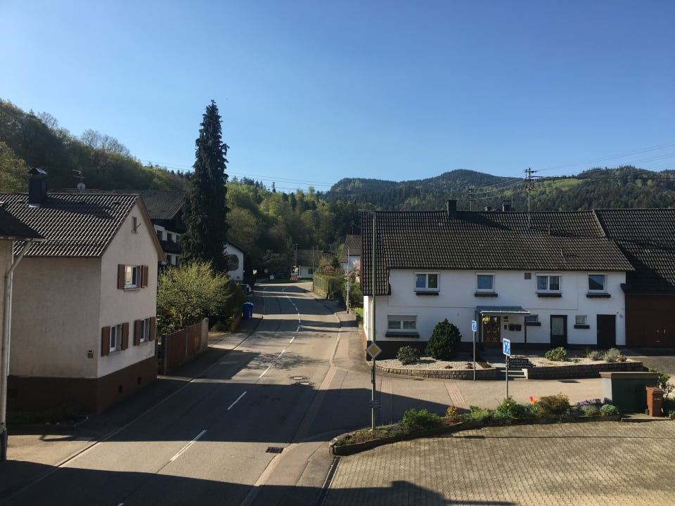 Gartenanlage Hotel Gasthaus Auerhahn