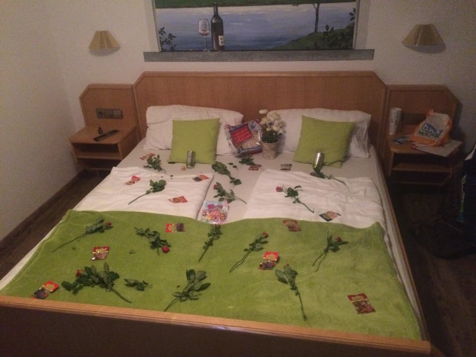 Die Dekoration war von mir, 5. Verlobungstag Hotel Dreikönig