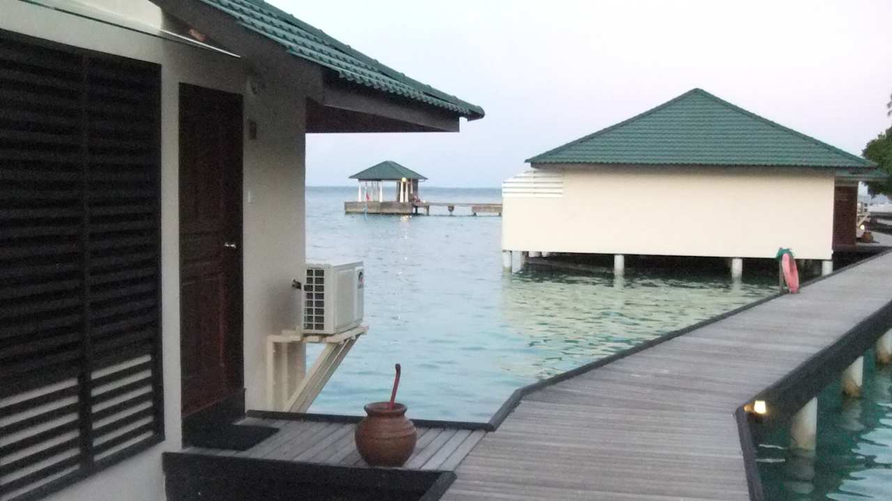 Zimmer Embudu Village