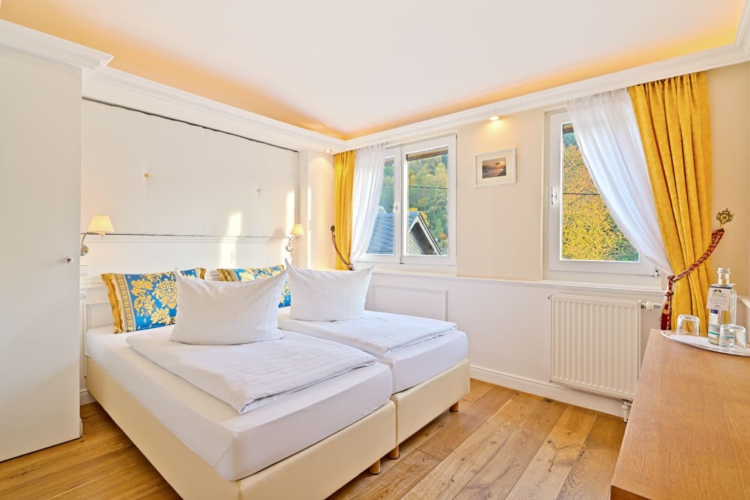 Zimmer Hotel Weinberg Schlößchen