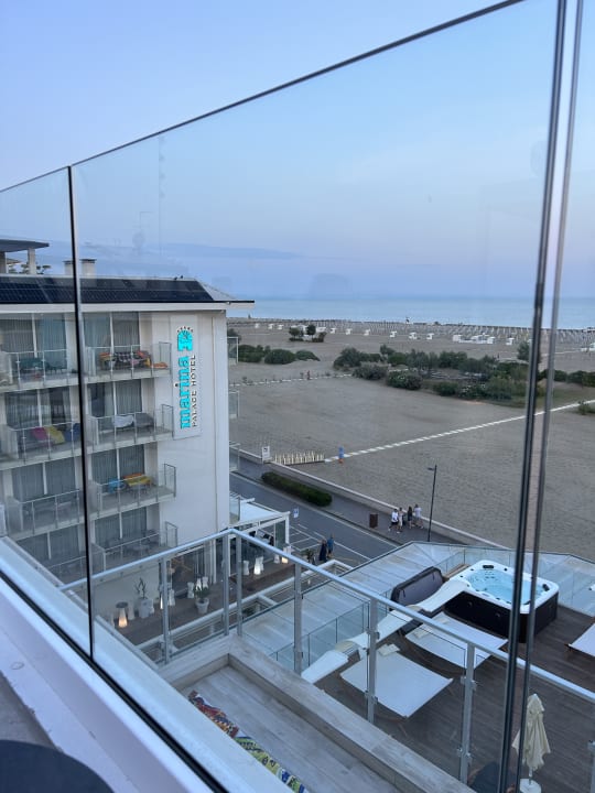 Außenansicht Marina Palace Hotel