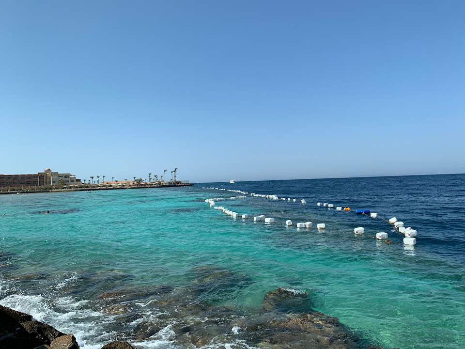 Strand Arabia Azur Resort