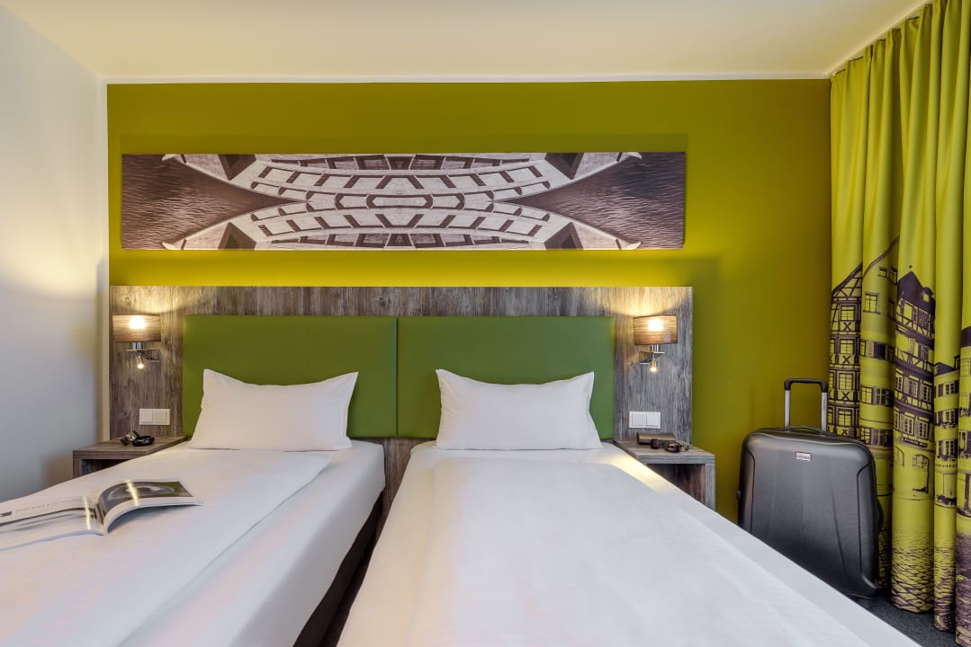 Zimmer ibis Styles Tubingen