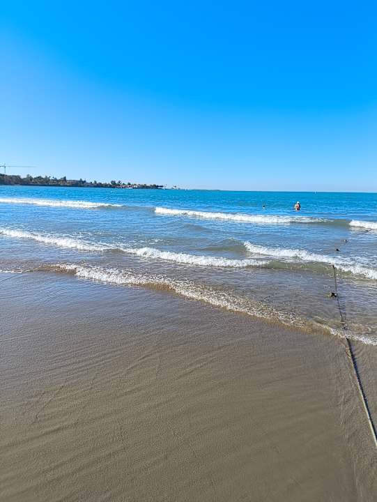 Strand Melas Resort Hotel