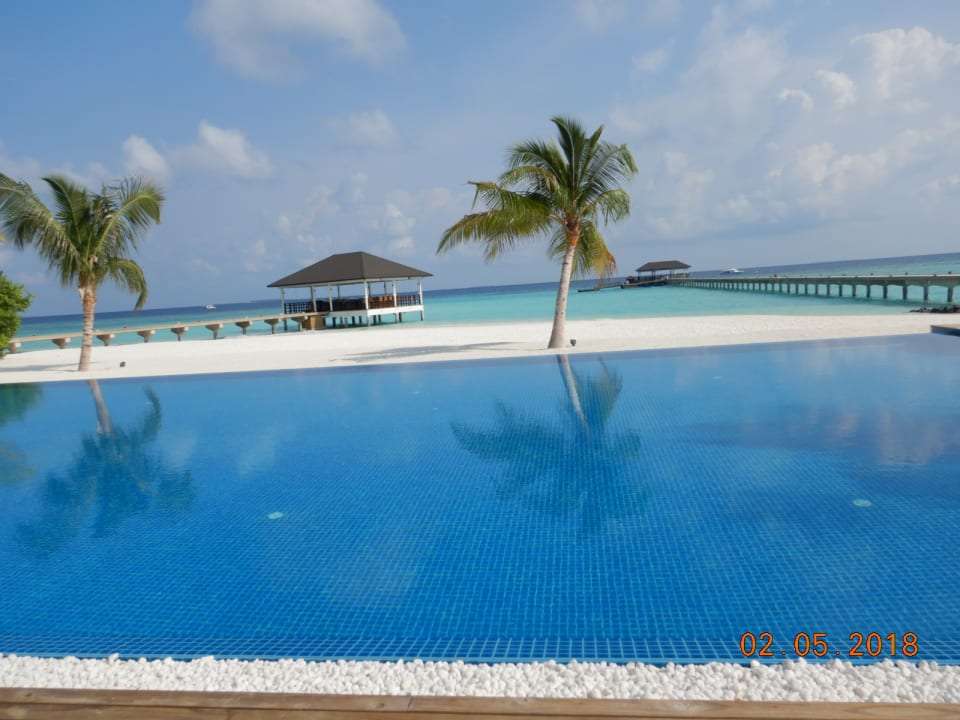 Blick vom Liegestuhl ROBINSON NOONU