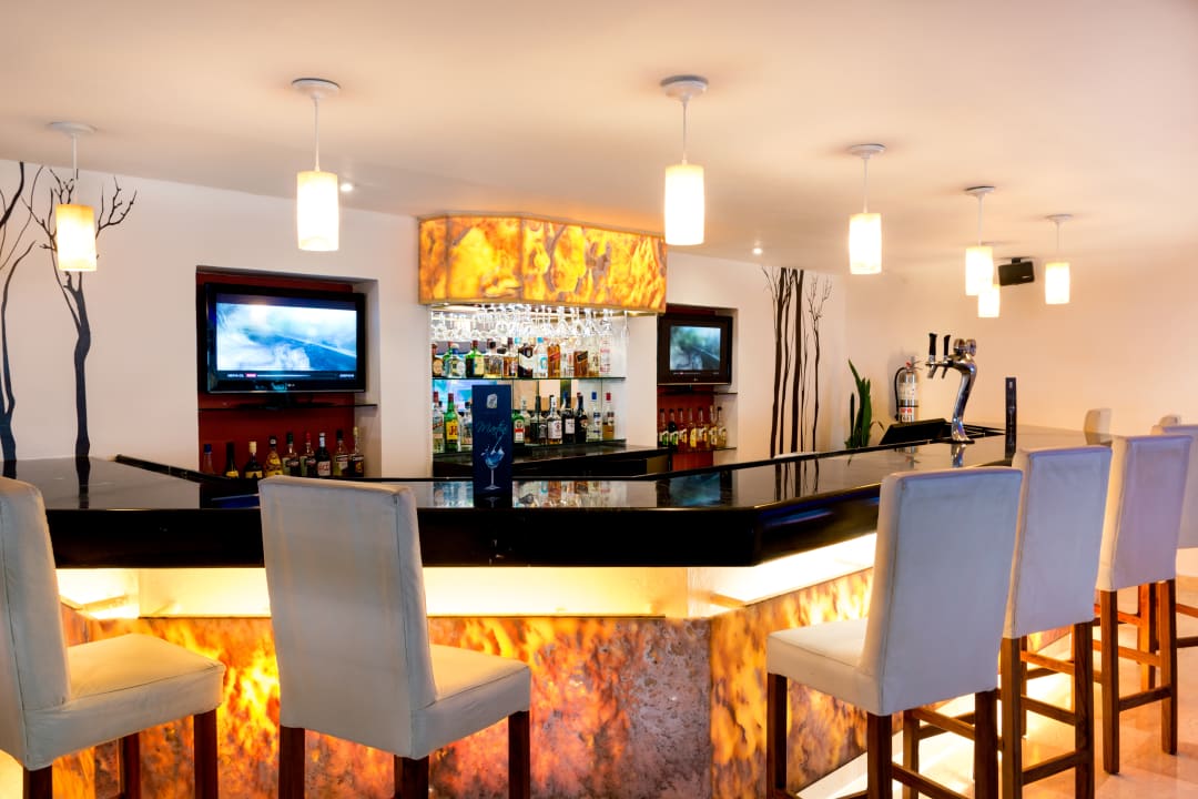 Gastro Hotel Flamingo Cancun Resort