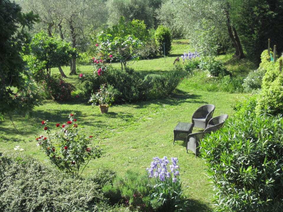 Gartenanlage A Casa di Lizzy B&B