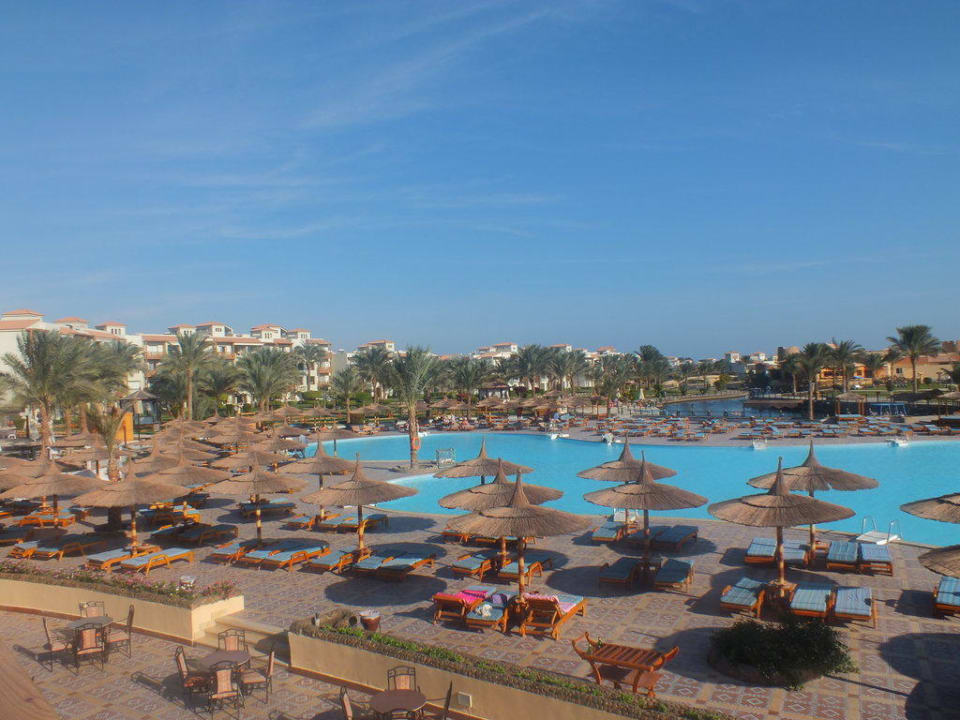 Ausblick aus Richtung der Rezeption  Pickalbatros Dana Beach Resort - Hurghada