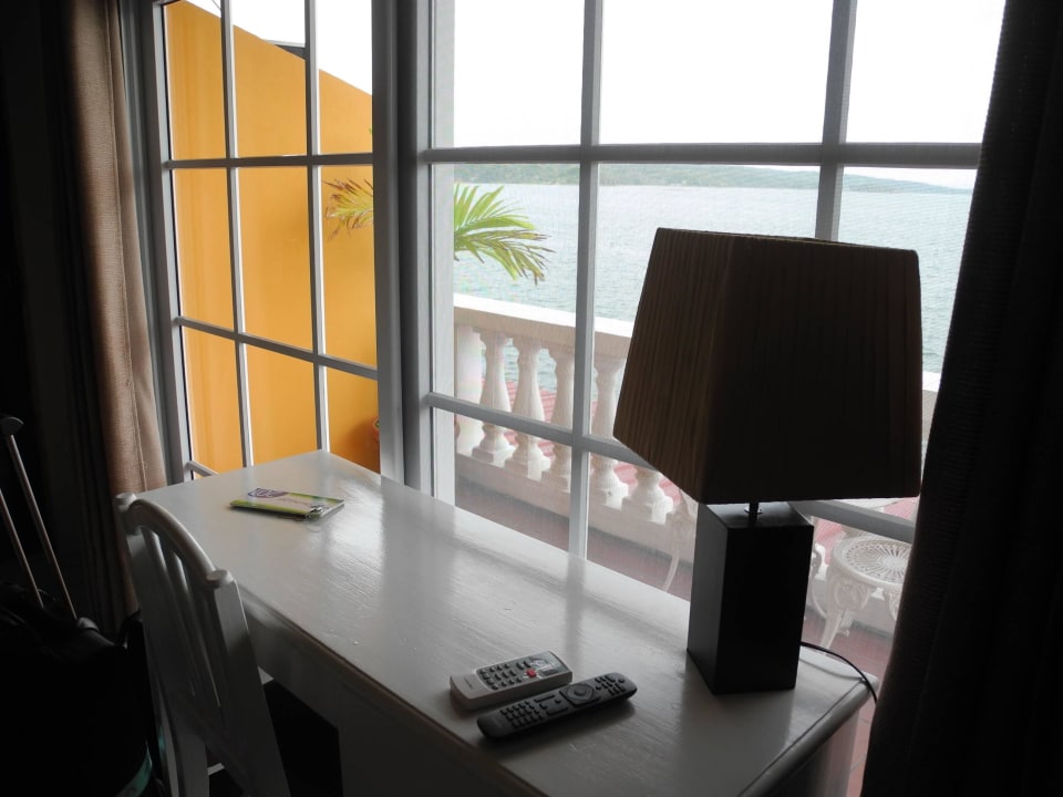 Zimmerdetail mit Seeblick Hotel Villa del Lago