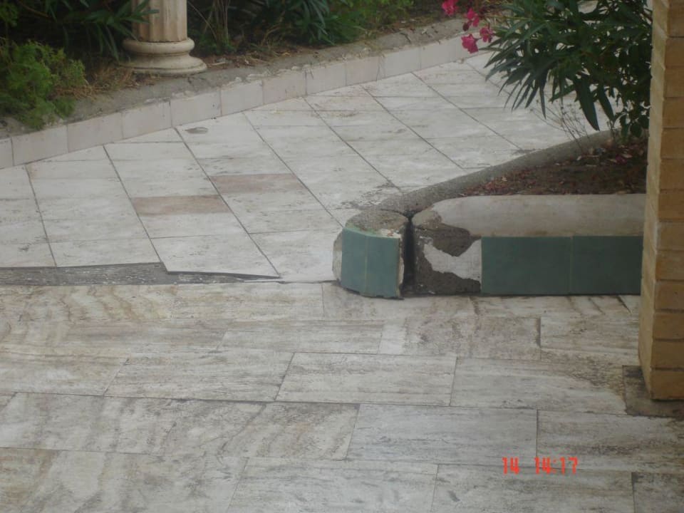 Vom Pool zum Meer Sandy Beach Resort