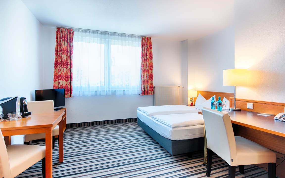 Zimmer ACHAT Hotel Stuttgart Zuffenhausen