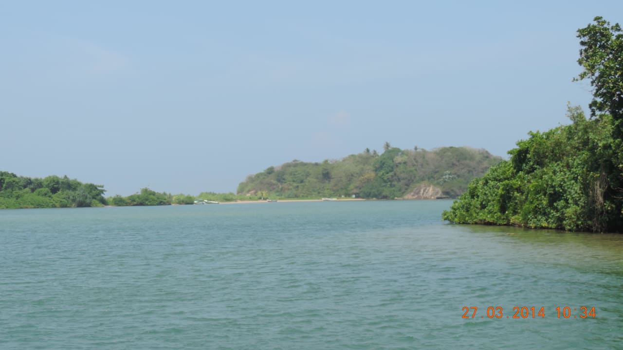 Bootstransfer zwischen Hotel und Land Hotel Club Bentota