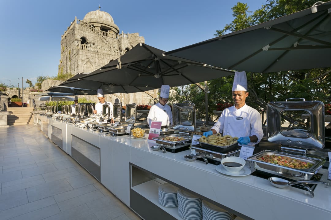 Gastro Xanadu Resort Hotel