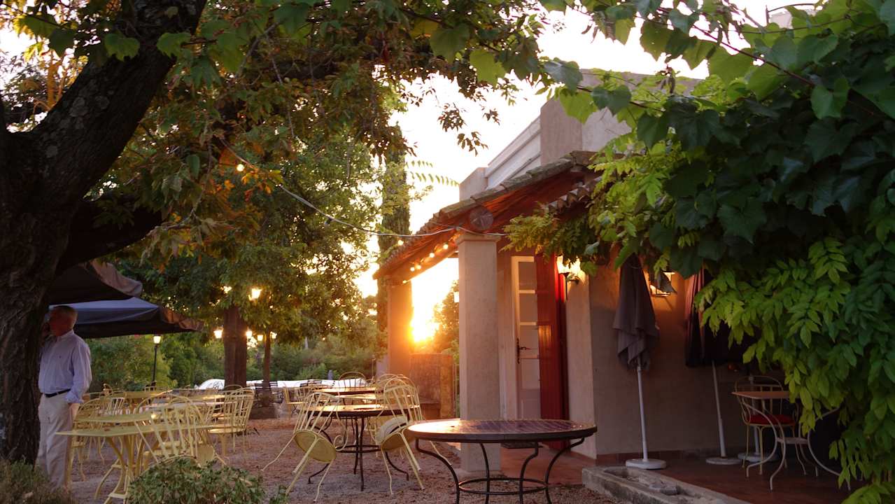 Terrasse Hotel Domaine De Cabasse