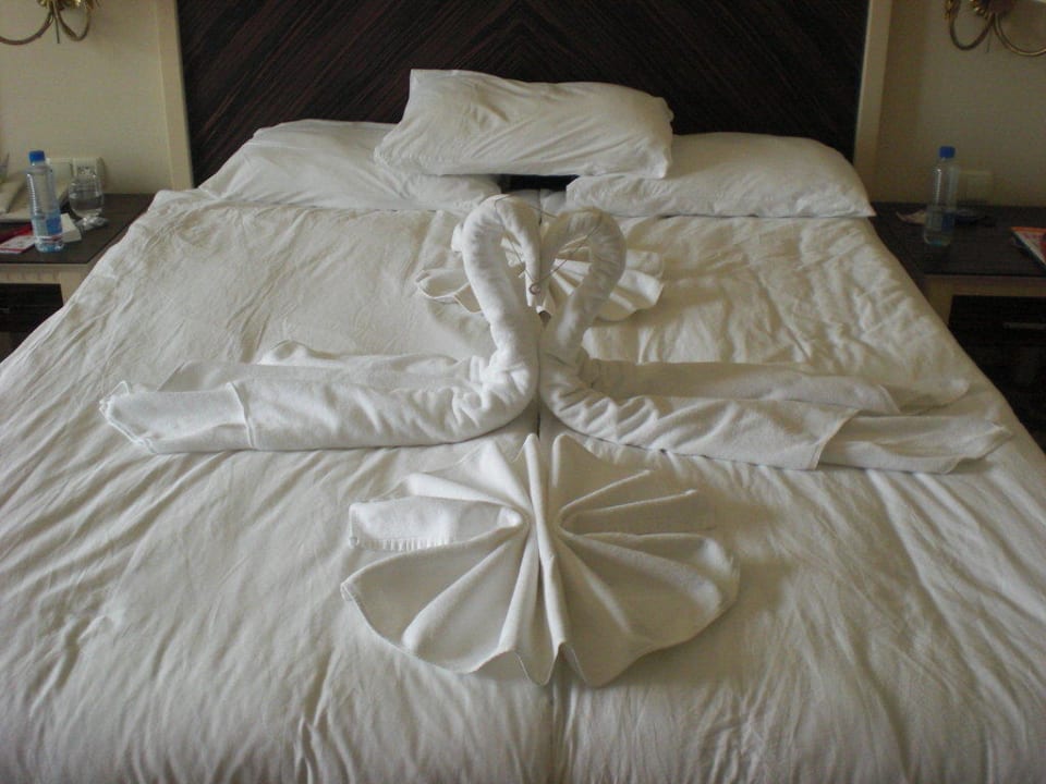 Der Schmuck auf dem Bett Aydinbey Kings Palace & Spa