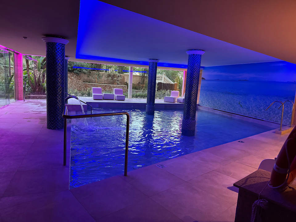 Pool Lago Garden