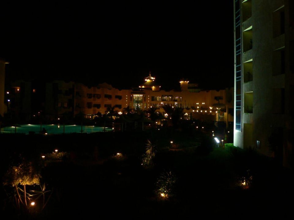 Mitternacht Moreno Horizon Spa & Resort