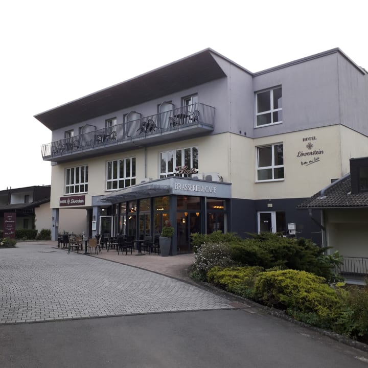 Außenansicht Hotel Löwenstein