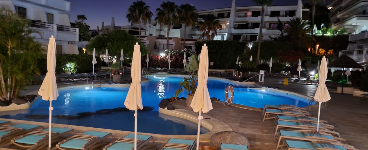 Pool HOVIMA Panorama