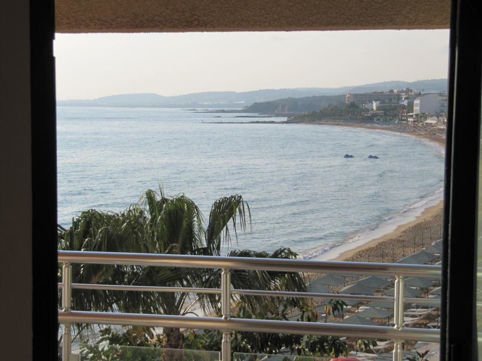 Panoramablick vom Balkon (A Block) Aska Hotel Just in Beach