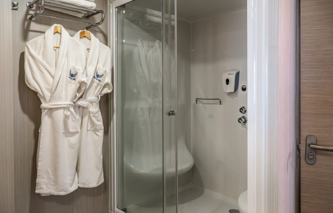 Zimmer Royal Wings Hotel