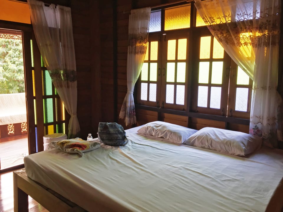 Bett Faungfu Villa