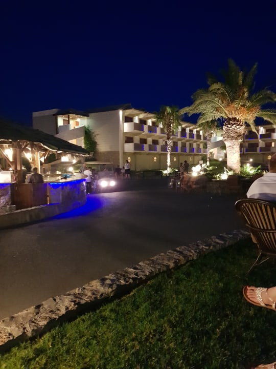 Gartenanlage Hotel Kalithea Horizon Royal