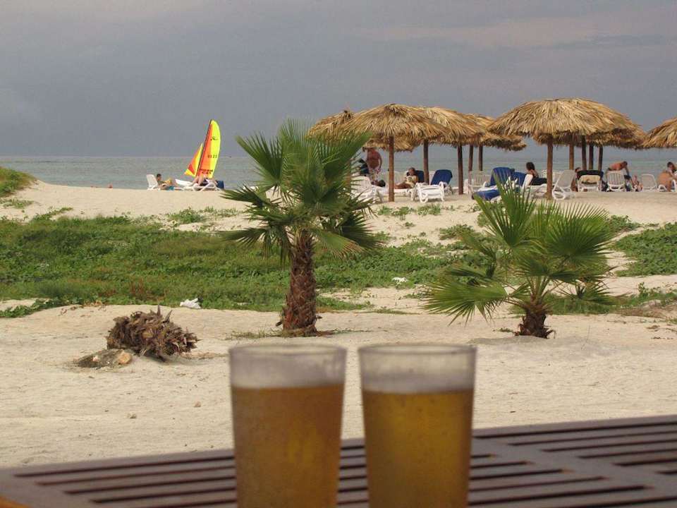2 Bier am Strand oder doch lieber nicht? Iberostar Origin Laguna Azul