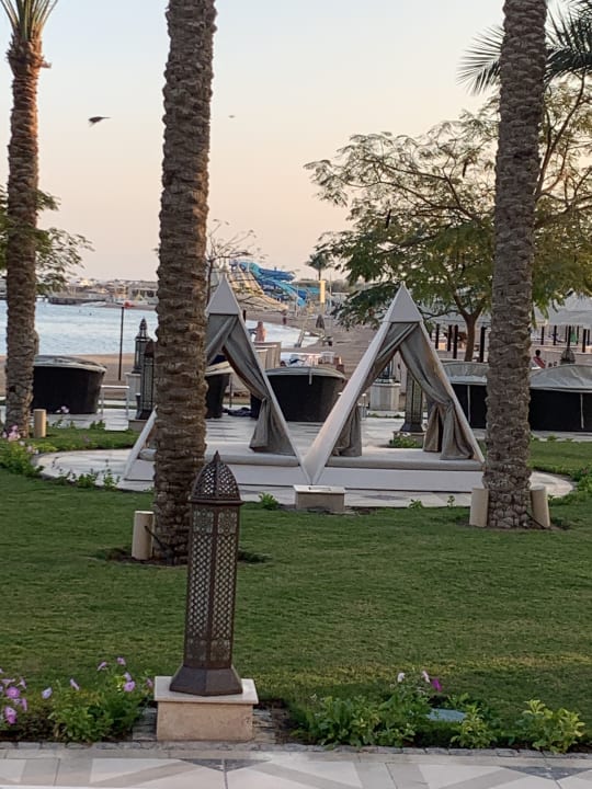 Gartenanlage The Grand Palace - Adults only