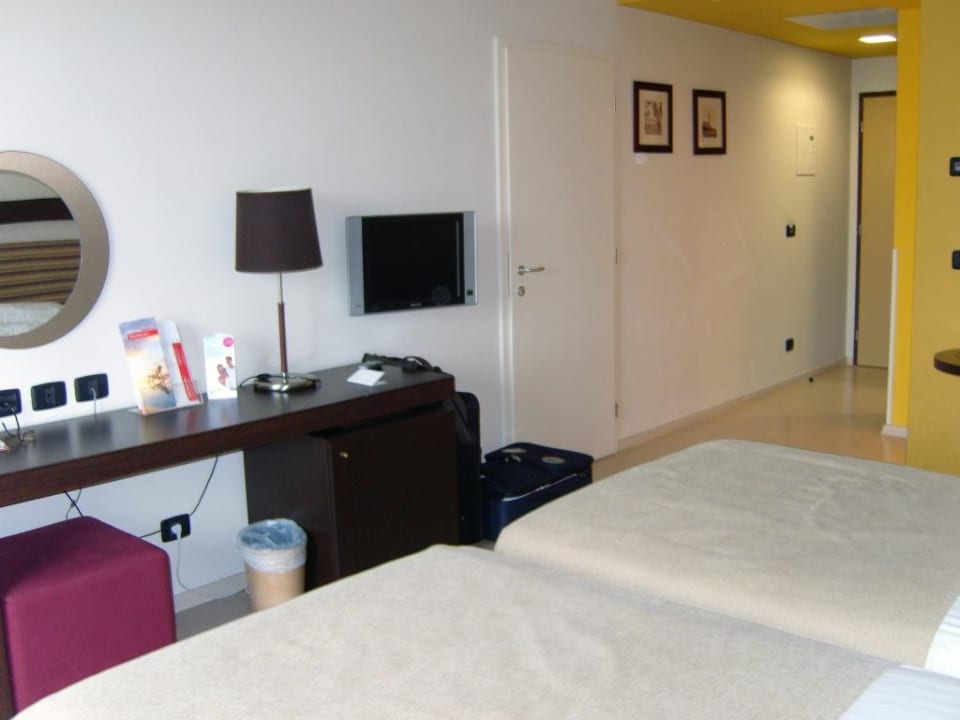 Zimmer 364 mit Verbindungstür 2 und 2 als Fam. Zimmer Hotel Garden Istra Plava Laguna