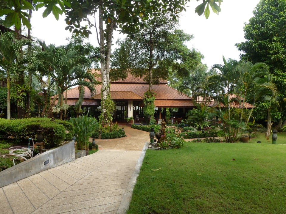 Blick auf Restaurant Khao Lak Bayfront Resort