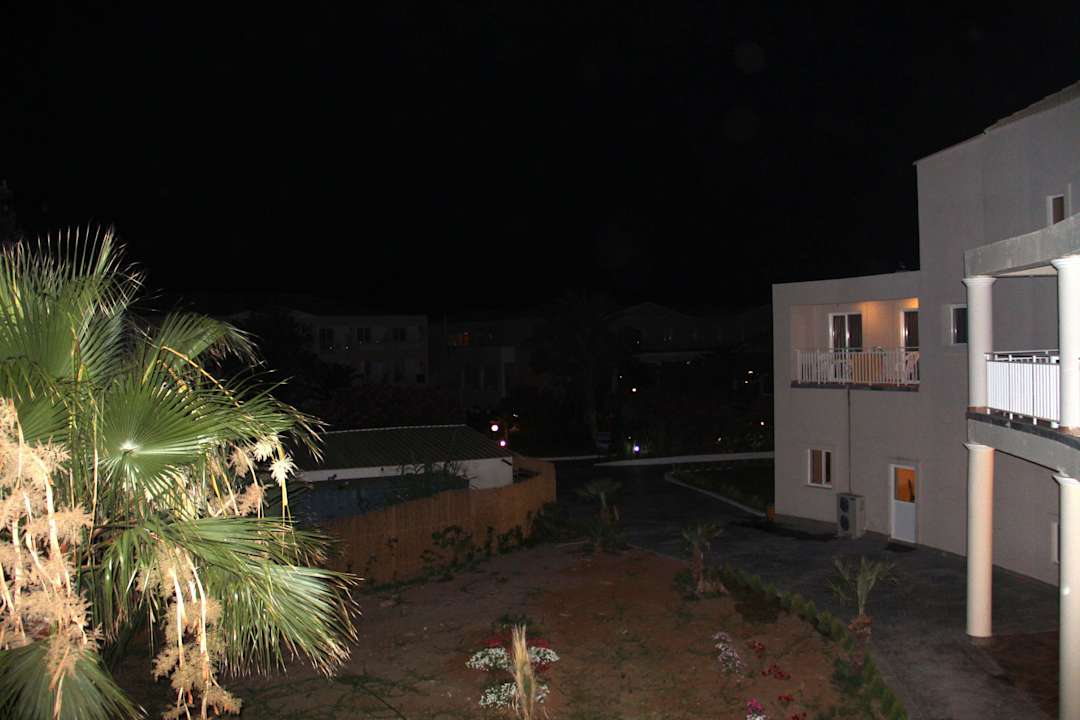 Widok Sandy Beach Resort