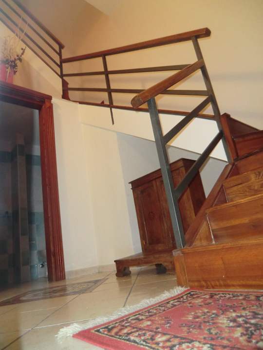 Staircase Ferienwohnung The Heart of Naples