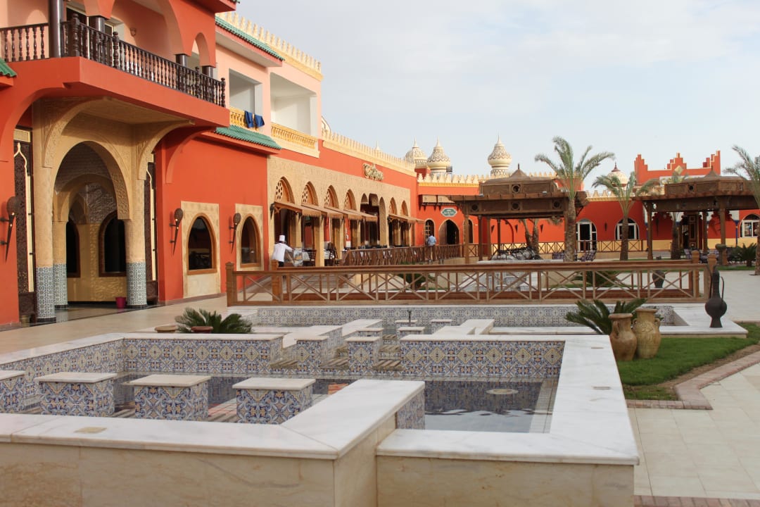 Marokkaner Pickalbatros Alf Leila Wa Leila Resort - Neverland Hurghada