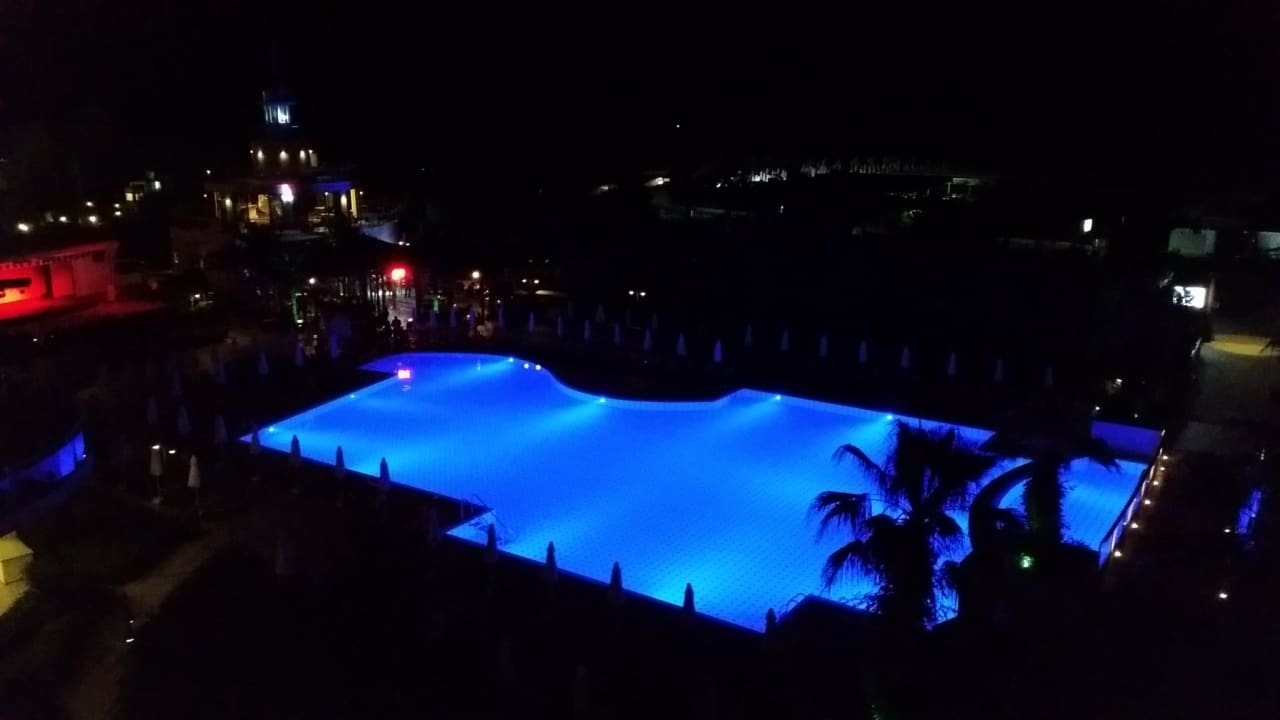 Pool Commodore Elite Suites & Spa - Adults only