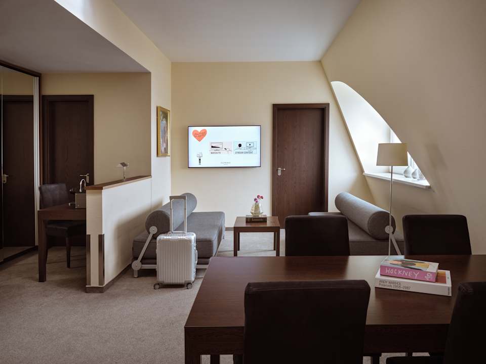 Zimmer Metropolitan Hotel by Flemings
