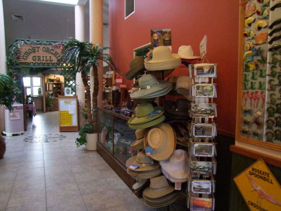 Souvenir-Shop Ivey House