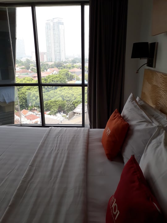 Zimmer THE 1O1 Jakarta Sedayu Darmawangsa