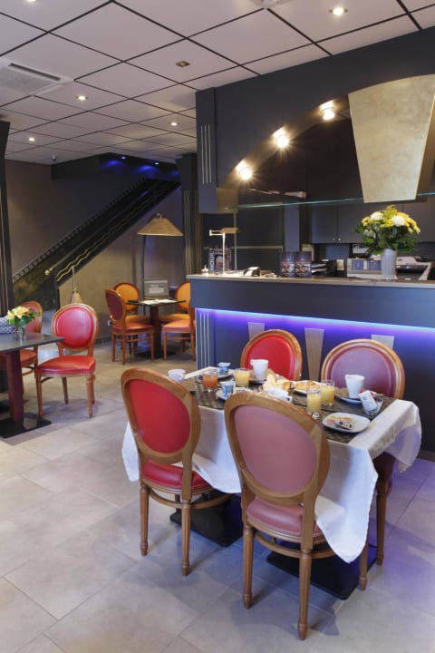 Bar Adonis Marseille Vieux Port Hotel