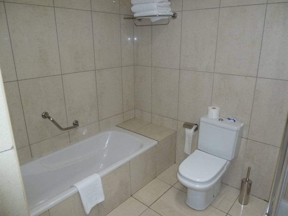 Junior Suite Badezimmer  Suites & Villas by Dunas